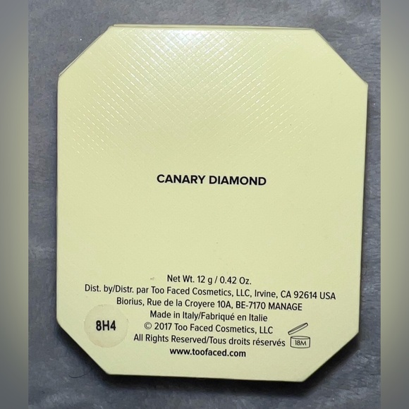 Too Faced Canary Diamond Highlighter - Picture 3 of 3